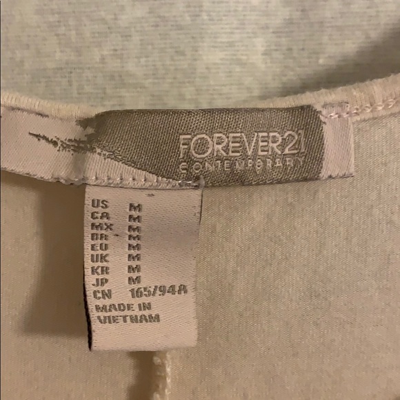 Forever 21 soft and flowing cold shoulder top 💖 - Picture 2 of 4